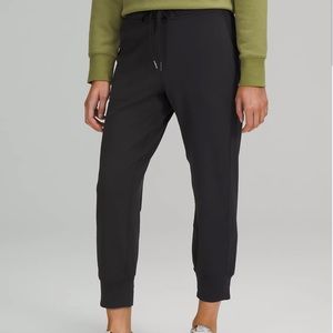 Lululemon Ready to Rulu high-rise cropped jogger